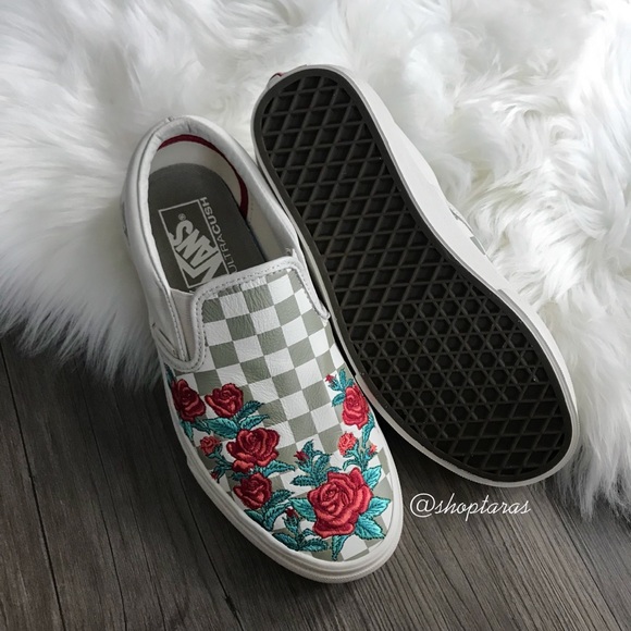 Brand New Vans Slip On Checkered Rose Embroidery - Picture 5 of 5